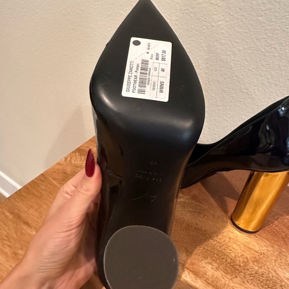 Giuseppe Zanotti Black and Gold Heels - Picture 3 of 4